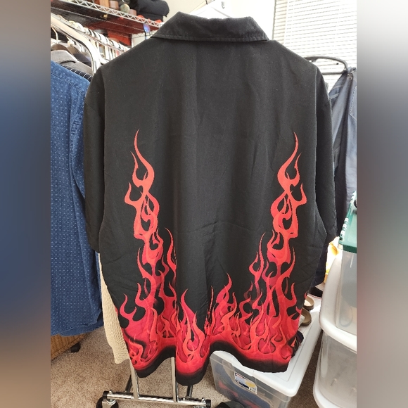 VINTAGE Y2K FLAMED OUT BOWLING SHIRT - Picture 2 of 5
